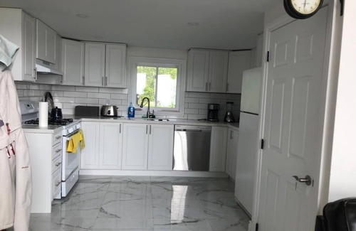 Dashwood Casa | Grand Bend Lake Front House with lake access and hot tub. Pet frinedly