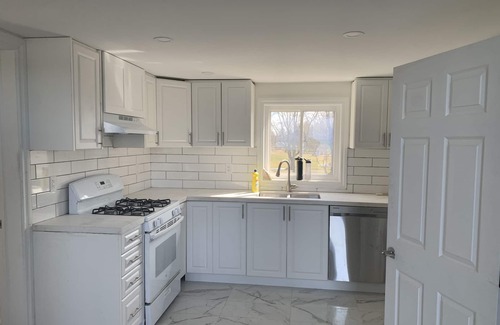 Dashwood Casa | Grand Bend Lake Front House with lake access and hot tub. Pet frinedly