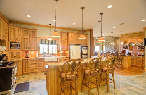 Eaton Casa | Gran White Mountain Home