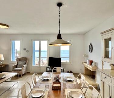 Ydrousa Casa | Grand Blue Terrace - Island house by Hostandros