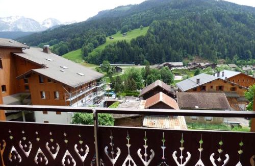 Le Grand-Bornand Apartamento | Grand Bornand : appartement 6 pers avec balcon au cœur du village - FR-1-458-167
