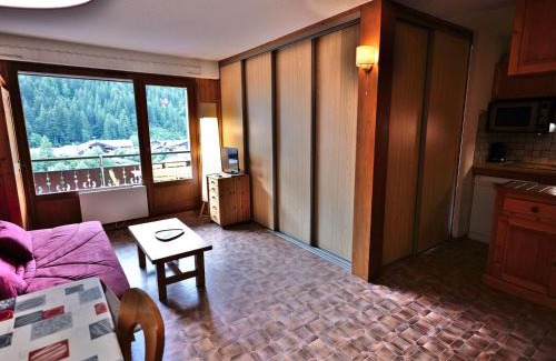 Le Grand-Bornand Apartamento | Grand Bornand : appartement 6 pers avec balcon au cœur du village - FR-1-458-167