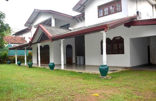 Kirindiwela Casa | Grand Breeze Hotel