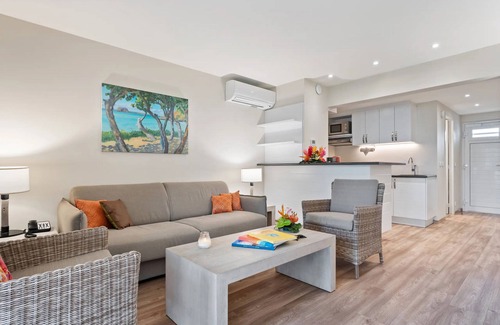 Grand Case Complejo | Grand Case Getaway | Ocean Views, Yoga, Pool & Creole Rock Watersports