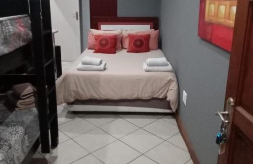 Rustenburg Casa | Grand Central Guesthouse