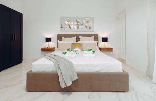 Santo Stefano Casa | Grand Central Room