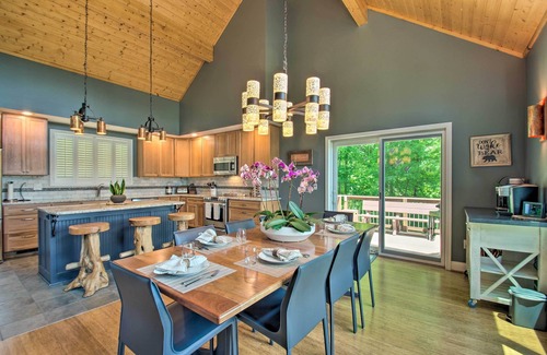 Nellysford Casa | ¡NUEVO! Lavish Wintergreen Inicio w / Bañera de hidromasaje por el esquí!