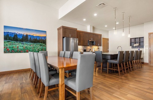 Breckenridge Complejo | Grand Colorado ski-in/out 1 BD slopeside luxury resort at the base of Peak 8