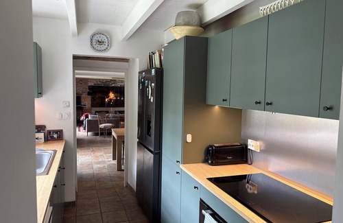 Ploneour-Lanvern Cabaña | Grand Cottage-Near Benodet-Heated Pool