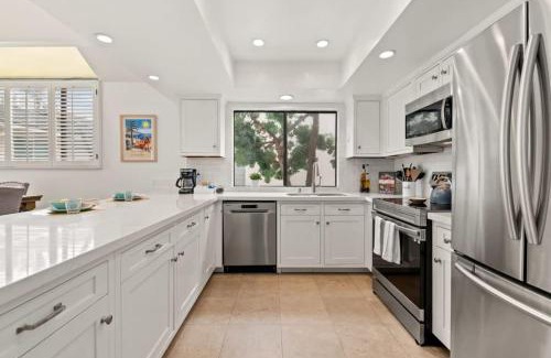 Pacific Beach Casa | Grand Desire - Vibrant - Luxury - Beachside treat