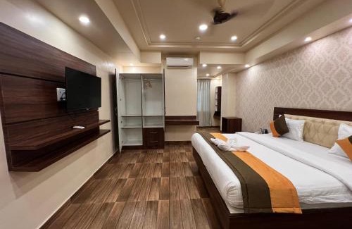 Electronics City Hotel | Grand Falcon Electronic City