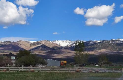 Mount Pleasant Casa | Grand Family Lodge