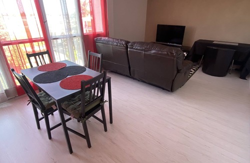 La Chapelle-Saint-Mesmin Apartamento | Grand Appartement Sortie Orléans Centre