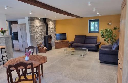 Momignies Casa | Grand gîte du Moulin de Bourges