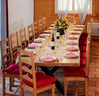 Saint-Lary-Soulan Casa | Grand Gîte Saint-Lary centre pour 15 pers. pouvant accueillir jusqu’à 17 pers.