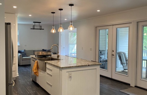 Mount Pleasant Casa | Grand Getaway - 5 Miles to Beach, Huge Yard, Tons of Space + Gym!
