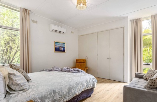 Portsea Casa | GRAND GROSVENOR, WALK TO PORTSEA HOTEL