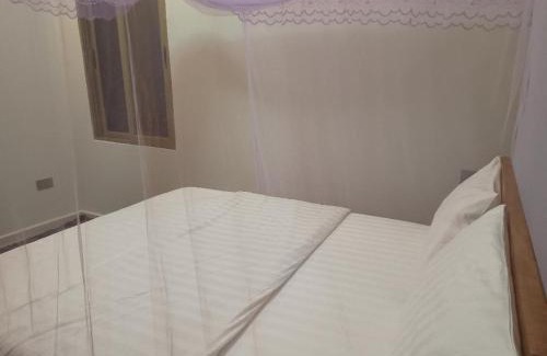 Jinja Cabina | Grand Grove Villa