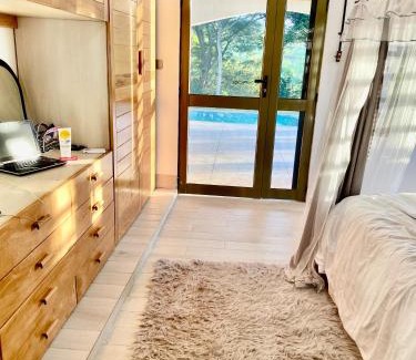 Jinja Cabina | Grand Grove Villa