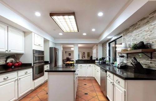 West Palm Beach Casa | Grand Hacienda by Beach and Downtown! Sleeps 28!