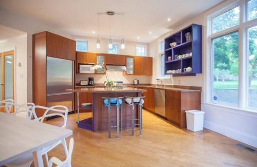 Cedarvale Casa | Grand Hillcrest Home