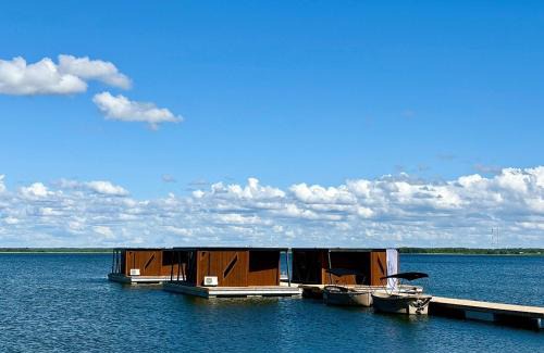 Haapsalu Casa | Grand Holm Marina Ujuvmajad