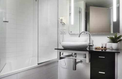 South Townsville Hotel | Grand Hotel and Apartments Townsville