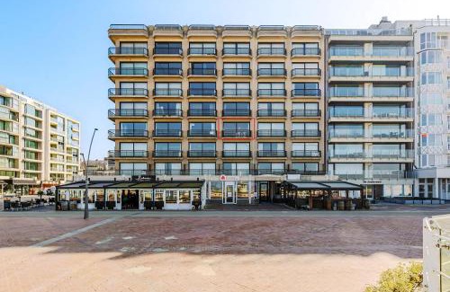 Oostduinkerke-Bad Casa | Grand Hotel D3 G