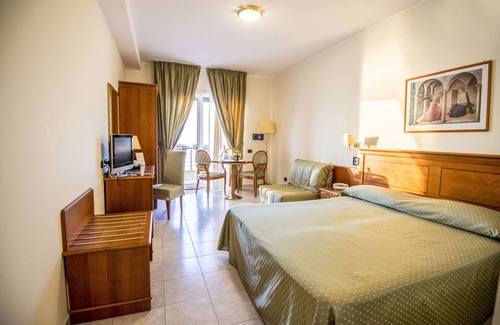 Bagnara Calabra Hotel | Grand Hotel Victoria