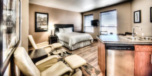 Grande Prairie Apartamento | Grand Inn & Residence- Grande Prairie