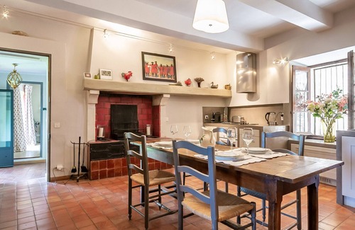 Lacoste Casa | Grand Lacoste villa, 5 bedrooms/bathrooms, pool and views