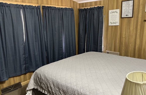 Wyandotte Casa | Grand Lake front 3 bedroom 2 bath home close to Grove