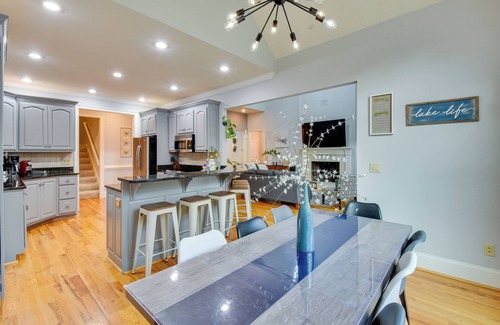 Hartwell Casa | Grand Lakefront Home in Hartwell w/ Game Room!