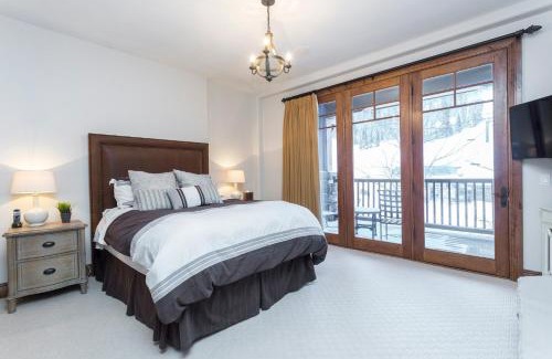 Empire Pass Apartamento | Grand Lodge - Five Bedroom #402 - Ski-in ski-out condo