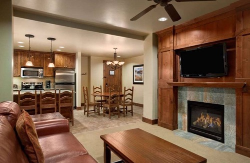 Breckenridge Complejo | Grand Lodge on Peak 7 Luxury 1BD Ski-In / Ski-Out