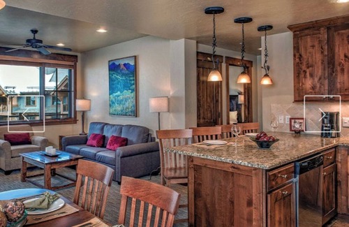 Breckenridge Complejo | Grand Lodge Peak 7 Ski In / Out 800 sq feet One Bedroom w/amazing amenities!