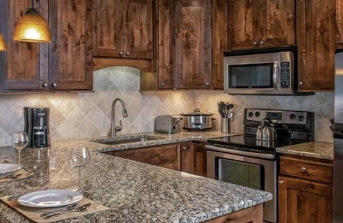 Breckenridge Complejo | Grand Lodge Peak 7 Ski In / Out 800 sq feet One Bedroom w/amazing amenities!