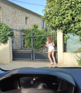 Gard Rhodanien Casa | Grand mas provençal 4 chambres, dortoir 7 pers, idéal familles groupes, fraîcheur d'été