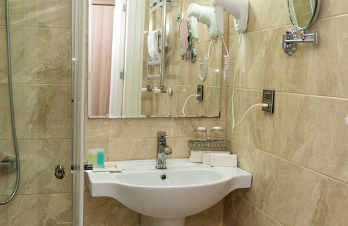 Nasimi Hotel | Grand Midway Hotel
