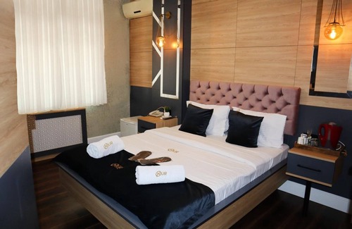 Cumhuriyet Hotel | GRAND ONUR HOTEL ŞİŞLİ