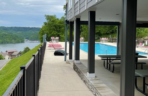 Smithville Casa | Grand Opening Summer 2021! Amazing Lake Views!