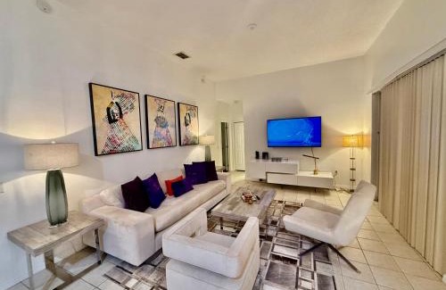 Sandy Ridge Casa | Grand Panoramic 4BR Pool Home Near Disney World