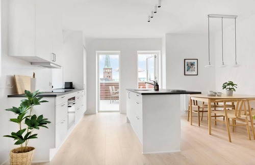 Midtbyen Apartamento | Grand Penthouse Suite With Private Rooftop Terrace