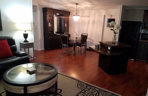 Dade City Casa | ★ Grand Poseidon retiro ★ + patio y área de parrilla