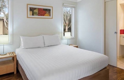 Cowes Villa | Grand Prix Weekend getaway
