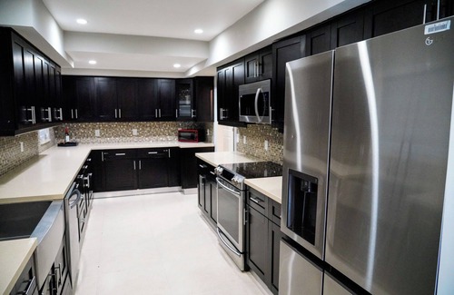 Palmetto Estates Casa | Grand Retreat: Jacuzzi, Pool, Games, BB Court, Jacuzzi,