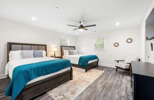 Church Street Casa | Grand Retreat - Luxury Vacation for Large Groups
