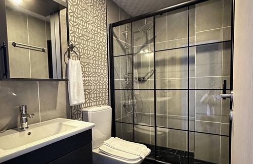 Gumusyaka Hotel | Grand Royal Hotel