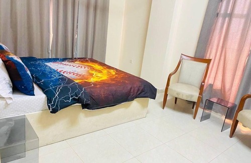 Abu Shagara Apartamento | Grand Sakura Hotel Apartments in superb Sharjah with WiFi, AC