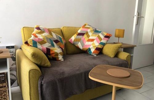 La Ferte-sous-Jouarre Apartamento | Grand Studio calme centre-ville
